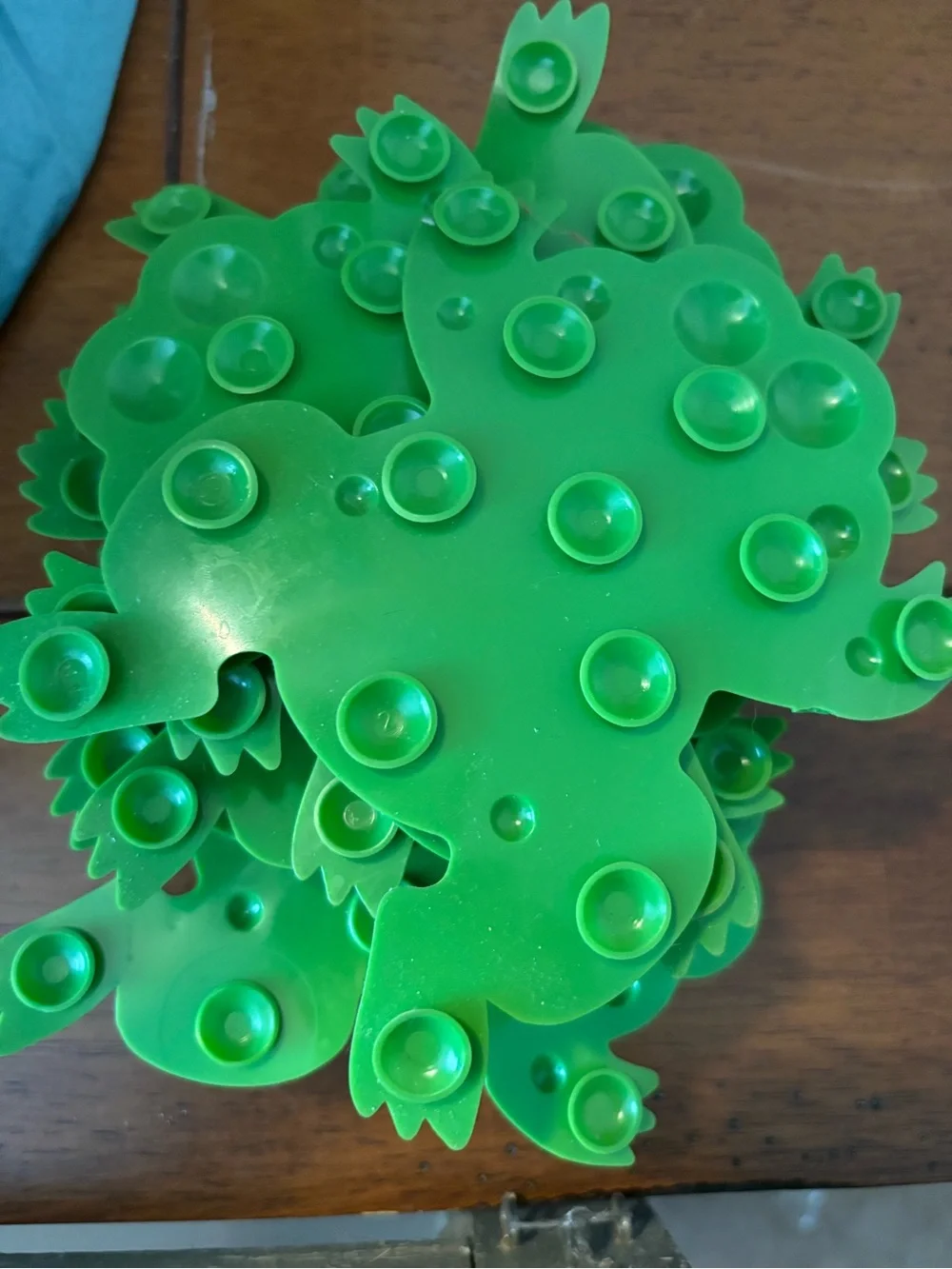 None playful dots